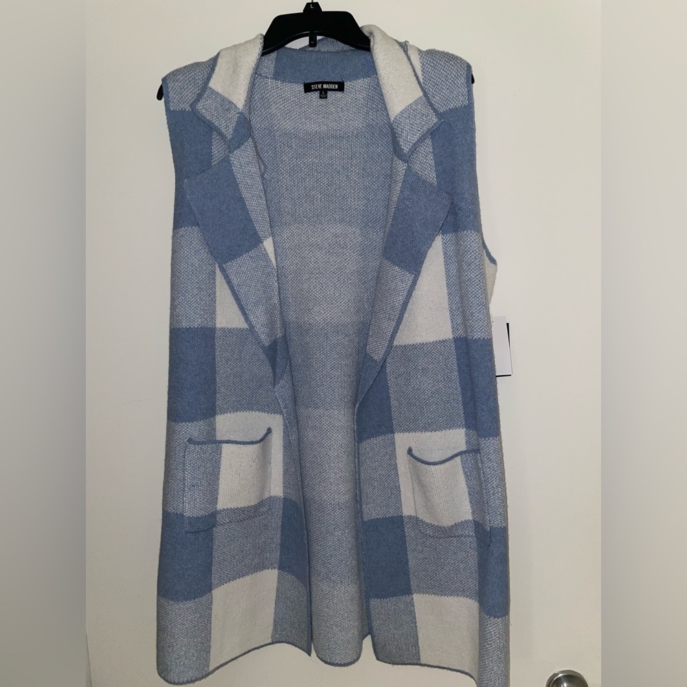Steve Madden Blue and White Sleeveless Cardigan